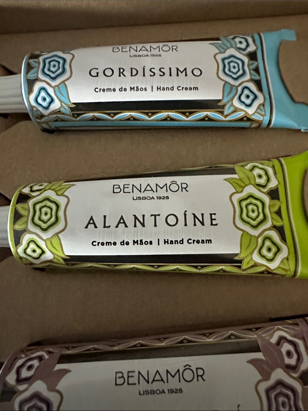 Hand Cream Gift Box - Multi-Color - Picture 6 of 8